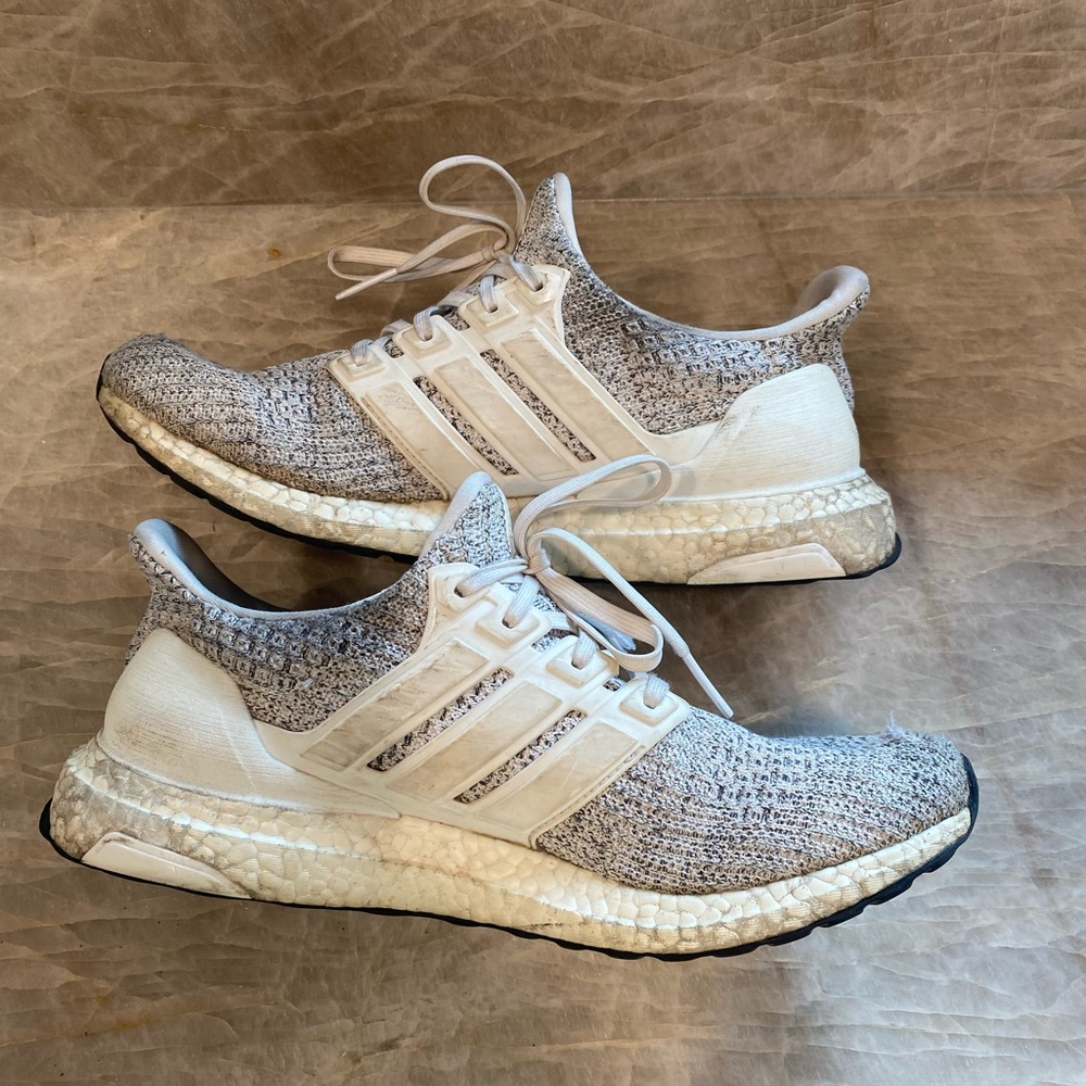 Adidas Ultraboost Men's size 8.5 (Women's 9.5)